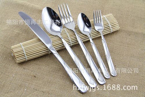 不銹鋼餐具套裝 酒店品質(zhì)，如何重塑家庭日用新標(biāo)桿